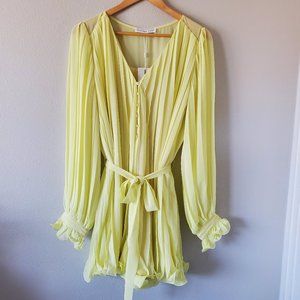 NWT endless rose Yellow Pleated Romper Size Large